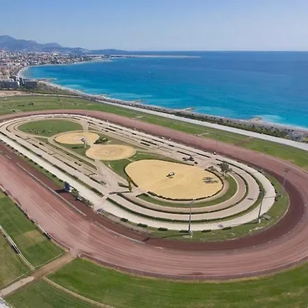 Cagnes Beach